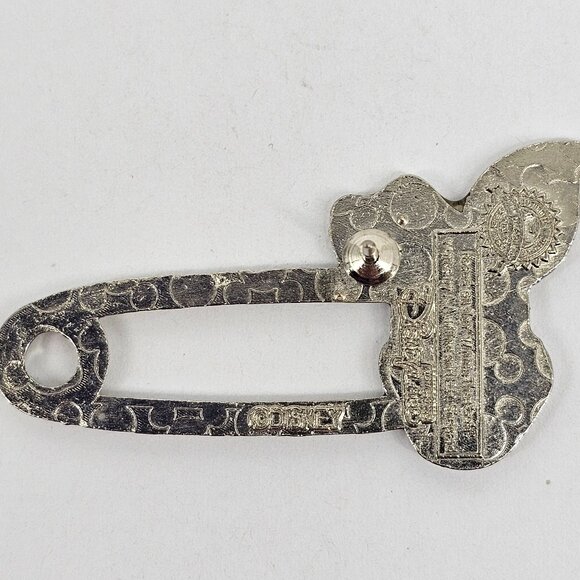 DISNEY Pin Trading ~ Disneyland Hong Kong ~ Safety Pin ~ Piglet ~ 2015 - Picture 6 of 10